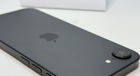 Good
													Apple iPhone 16e - Unlocked, Black, 128 GB, A3212, photo 4 of 7