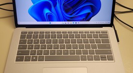 Good
													Microsoft Surface Laptop Studio - I7, Platinum, 512 GB, 16 GB, photo 2 of 7