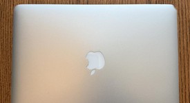 Good
													MacBook Air 2017 - 13" - I5, Silver, 128 GB, 8 GB, photo 4 of 10