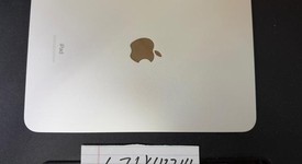 Good
													Apple iPad 10th Gen - Wi-Fi, Silver, 64 GB, A2696, photo 2 of 3