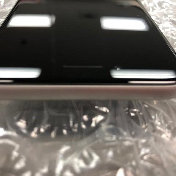 Apple iPhone SE 3rd Gen 2022 - Unlocked, 64 GB, Starlight, A2595