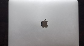 Fair
													MacBook Pro 2017 (No Touch Bar) - 13" - I5, Silver, 256 GB, 8 GB, photo 2 of 26