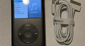 Good
													Apple iPod Classic 6th Gen 2008 - Black, 80 GB, photo 1 of 4