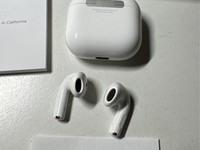Apple AirPods 4th Gen