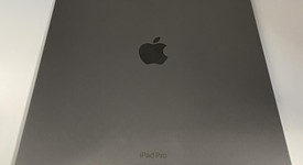 Mint
													Apple iPad Pro 12.9" 6th Gen 2022 - Unlocked, Gray, 128 GB, photo 4 of 5