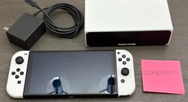 Good
													Nintendo Switch - OLED - White, 64 GB, photo 1 of 7