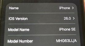 Good
													Apple iPhone SE 2nd Gen 2020 - Unlocked, Red, 64 GB, A2275, photo 2 of 3
