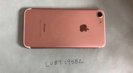 Good
													Apple iPhone 7 - Sprint, Rose Gold, 256 GB, A1660, photo 2 of 11