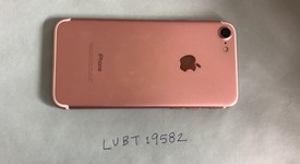 Good
													Apple iPhone 7 - Sprint, Rose Gold, 256 GB, A1660, photo 2 of 12