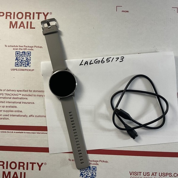 Garmin Venu 4 - Silver, 45 MM