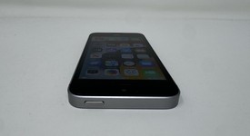 Mint
													Apple iPhone SE 1st Gen 2016 - Unlocked, Grey, 16 GB, A1662, photo 4 of 6