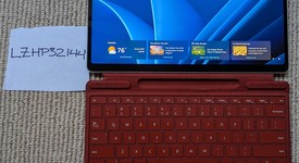 Mint
													Microsoft Surface Pro 11 - Platinum, 256 GB, 16 GB, photo 1 of 5
