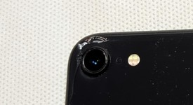 Fair
													Apple iPhone SE 2nd Gen 2020 - TracFone, Black, 64 GB, A2275, photo 5 of 5