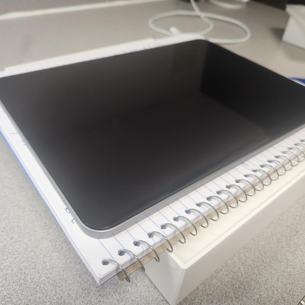 Apple iPad Air 11 inch (M2) 2024 - Wi-Fi, Gray, 128 GB, A2902