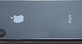 Good
													Apple iPhone Xs - Unlocked, Gray, 64 GB, A1920, photo 4 of 5