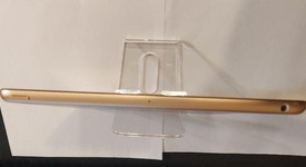 Mint
													Apple iPad 6th Gen - Wi-Fi, Gold, 32 GB, A1893, photo 4 of 6