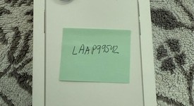 Mint
													Apple iPhone 17 - Unlocked, White, 256 GB, A3258, photo 3 of 4