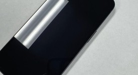 Mint
													Apple iPhone 13 - Unlocked, Midnight, 128 GB, A2482, photo 4 of 8
