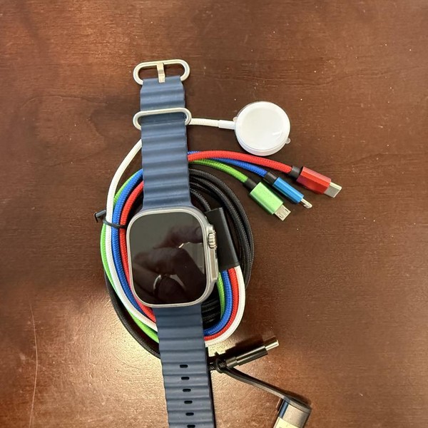 Apple Watch Ultra 49mm - AT&T, Titanium, A2622