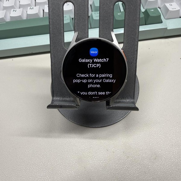 Samsung Galaxy Watch7 - Unlocked, Cream, SM-L305U, 40mm