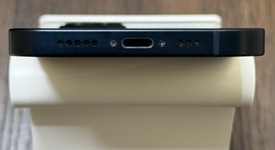 Good
													Apple iPhone 13 - Unlocked, Midnight, 128 GB, A2482, photo 5 of 7