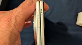 Mint
													Vivo X Fold5 - Unlocked Non-US, White, 512 GB, 16 GB, photo 5 of 10