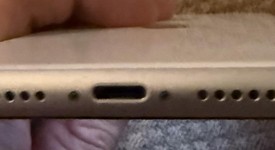 Fair
													Apple iPhone 11 - Unlocked, White, 64 GB, A2111, photo 1 of 7