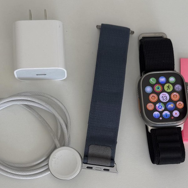 Apple Watch Ultra 2 49mm - Unlocked, Natural, A2986