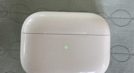 Used
													Apple AirPods Pro 2nd Gen - USB-C, photo 2 of 5