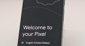Good
													Google Pixel 8 - Unlocked, Hazel, 128 GB, 8 GB, G9BQD, Sub-6 5G, photo 3 of 4