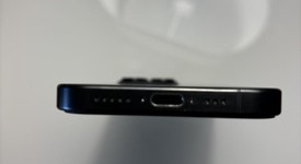 Mint
													Apple iPhone 15 Pro - Unlocked, Black, 256 GB, A2848, photo 4 of 24