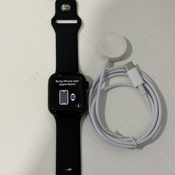 Apple Watch Series 8 41mm - Midnight, A2770 - GPS, Aluminum