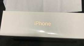 New
													Apple iPhone Xs - AT&T, Gold, 64 GB, A1920, photo 3 of 7