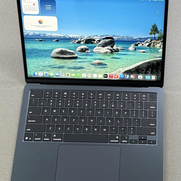 MacBook Air 2025 (M4) - 13 inch - 256 GB, Midnight, 16 GB, Apple M4