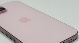 Good
													Apple iPhone 15 - Unlocked, Pink, 128 GB, A2846, photo 4 of 11