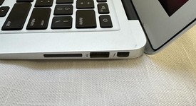 Good
													MacBook Air 2015 - 13" - Silver, 256 GB, 4 GB, photo 3 of 16