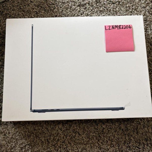 MacBook Air 2024 (M3) - 15 inch - Apple M3, Midnight, 512 GB, 8 GB, 10-core GPU