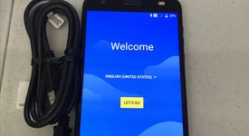Fair
													Moto Z2 Force - AT&T, Black, 64 GB, photo 1 of 7