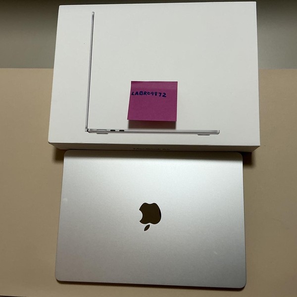 MacBook Air 2025 (M4) - 13 inch - 512 GB, Silver, 16 GB, Apple M4