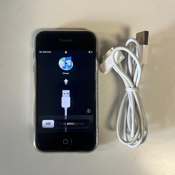 Apple iPhone - Unlocked, Black, 3G