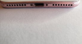 Fair
													Apple iPhone 7 Plus - Sprint, Rose Gold, 128 GB, A1661, photo 5 of 8