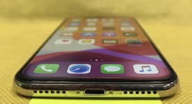 Good
													Apple iPhone X - Unlocked, Silver, 64 GB, A1865, photo 1 of 8