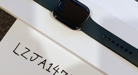Mint
													Apple Watch Series 10 46mm - Unlocked, Natural, A3003 - Cellular, Titanium, photo 5 of 8