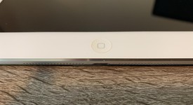 Good
													Apple iPad Air - Wi-Fi, Silver, 16 GB, photo 4 of 5
