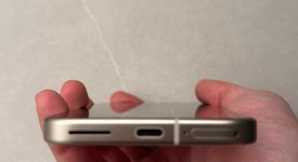 Mint
													Google Pixel 9 - Unlocked, Porcelain, 128 GB, 12 GB, G2YBB, photo 3 of 10