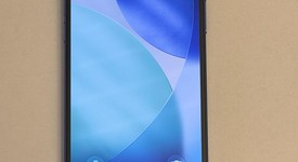 Good
													Apple iPhone 16 - AT&T, Ultramarine, 128 GB, A3081, photo 4 of 8