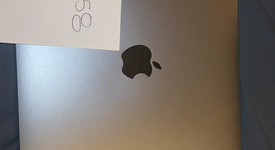 Good
													MacBook Air 2020 - 13" - Apple M1, Silver, 128 GB, 8 GB, photo 1 of 6