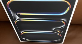 New
													Apple iPad Pro 13" (M4) 2024 - Unlocked, Silver, 512 GB, 8 GB, A2926, Standard Glass, photo 4 of 4