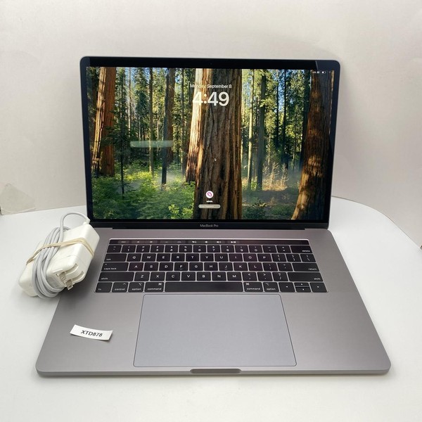 MacBook Pro 2019 - 15 inch - 1 TB, Gray, 16 GB, Intel Core i9