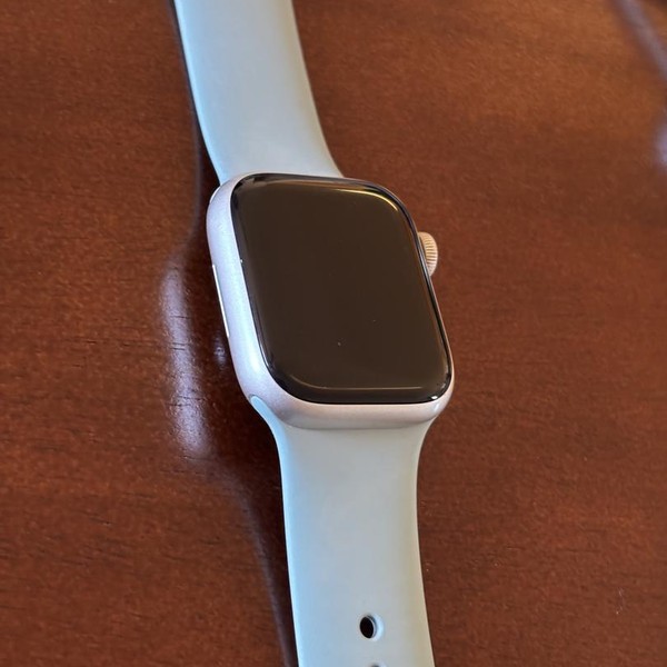 Apple Watch Series 8 41mm - Silver, A2770 - GPS, Aluminum